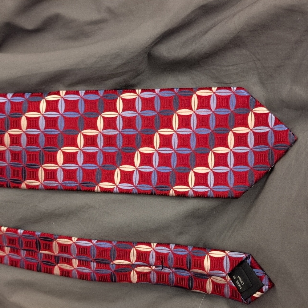 Michael Kors Men's Tie - Picture 2 of 7